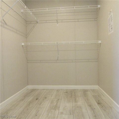 3785 S Main Street A14, Green, OH 44319