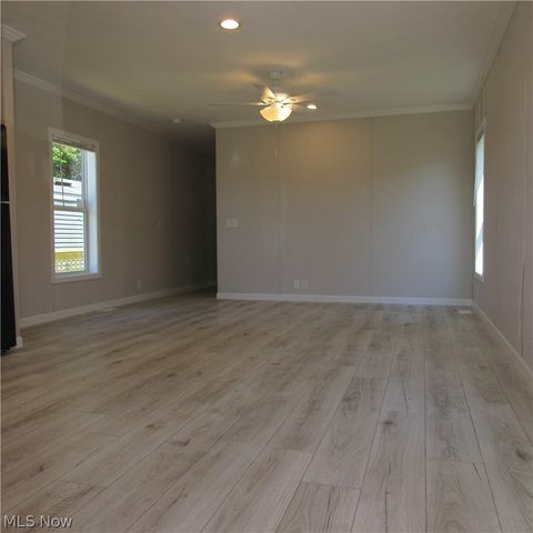 3785 S Main Street A14, Green, OH 44319