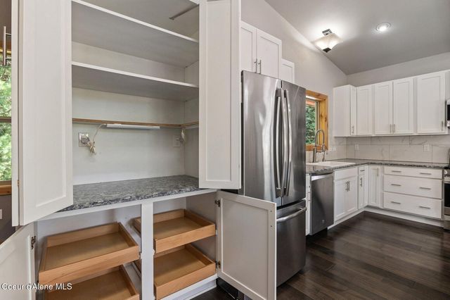 4110 Burns CT, Sandpoint, ID 83864