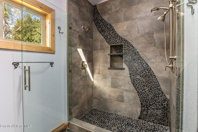 4110 Burns CT, Sandpoint, ID 83864