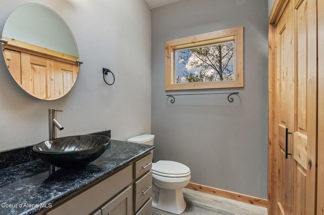 4110 Burns CT, Sandpoint, ID 83864