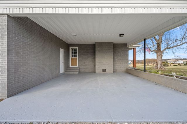 392 Adams Rd, Shelbyville, TN 37160