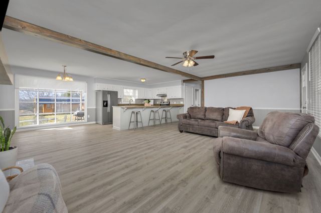 392 Adams Rd, Shelbyville, TN 37160