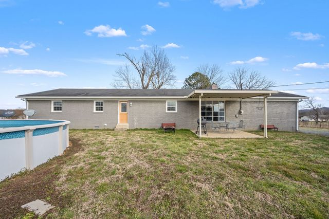 392 Adams Rd, Shelbyville, TN 37160