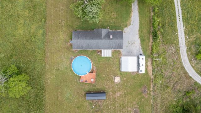 392 Adams Rd, Shelbyville, TN 37160