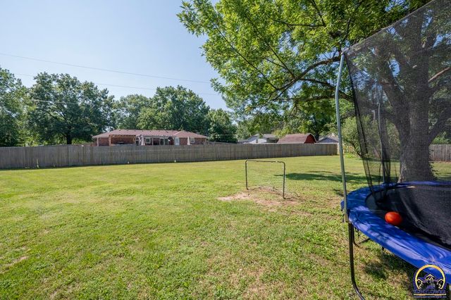 2510 SE Alexander DR, Topeka, KS 66605