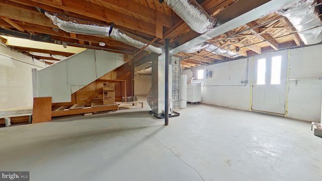 265 OPEQUON AVE, Winchester, VA 22601