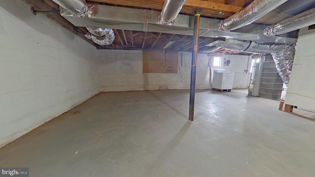 265 OPEQUON AVE, Winchester, VA 22601