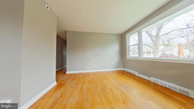 265 OPEQUON AVE, Winchester, VA 22601