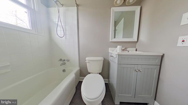 265 OPEQUON AVE, Winchester, VA 22601