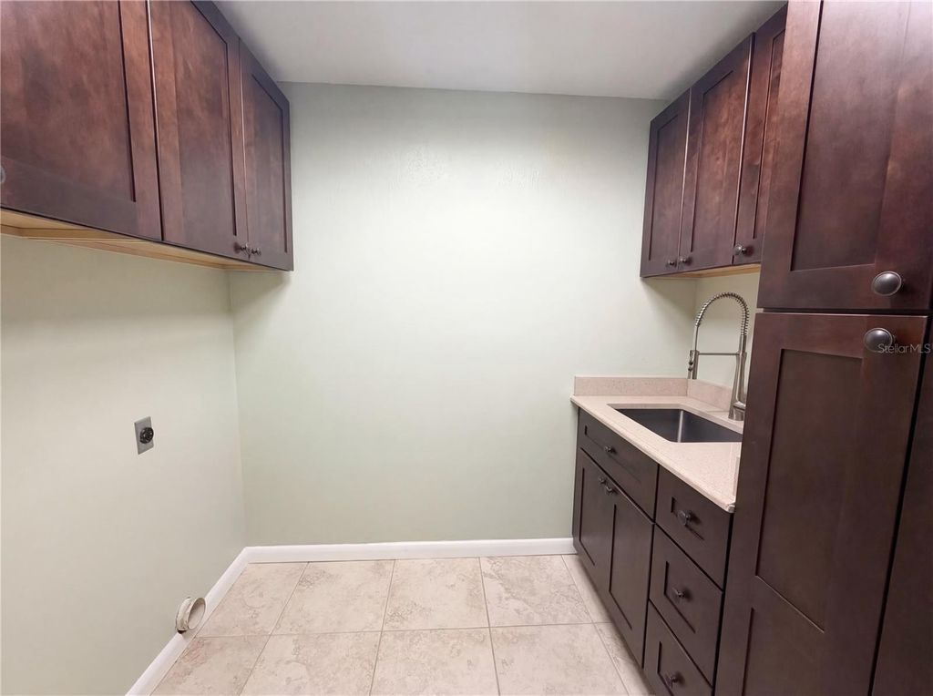 Image 17 of property listing at 1415 SANDALWOOD DRIVE, Plant City, FL 33563