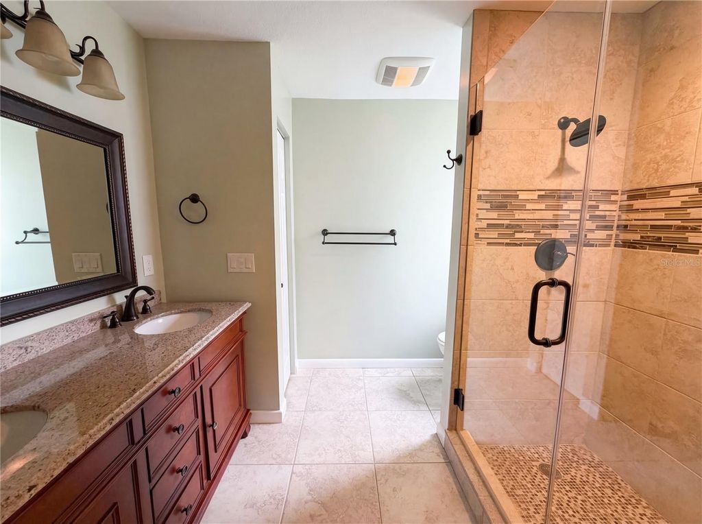 Image 22 of property listing at 1415 SANDALWOOD DRIVE, Plant City, FL 33563