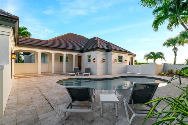 1300 Olde Doubloon Drive, Vero Beach, FL 32963