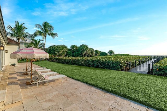 1300 Olde Doubloon Drive, Vero Beach, FL 32963