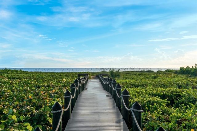 1300 Olde Doubloon Drive, Vero Beach, FL 32963