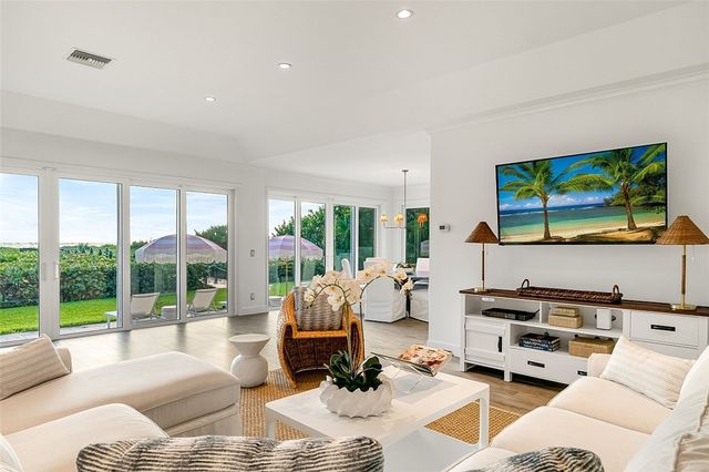 1300 Olde Doubloon Drive, Vero Beach, FL 32963