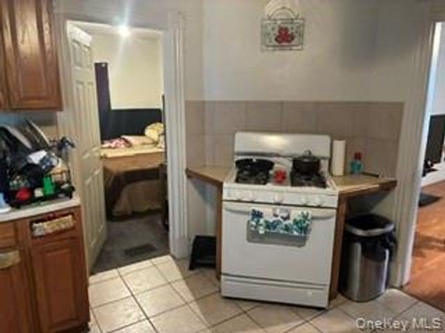 125 Front Street, Port Jervis, NY 12771