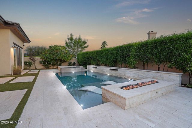 5543 E BERYL Avenue, Paradise Valley, AZ 85253