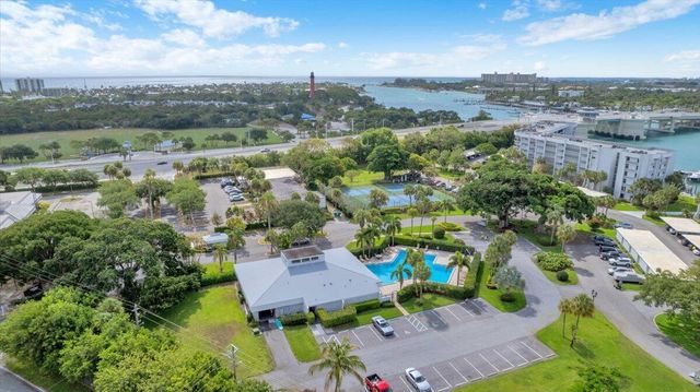 1648 Jupiter Cove Drive 210, Jupiter, FL 33469
