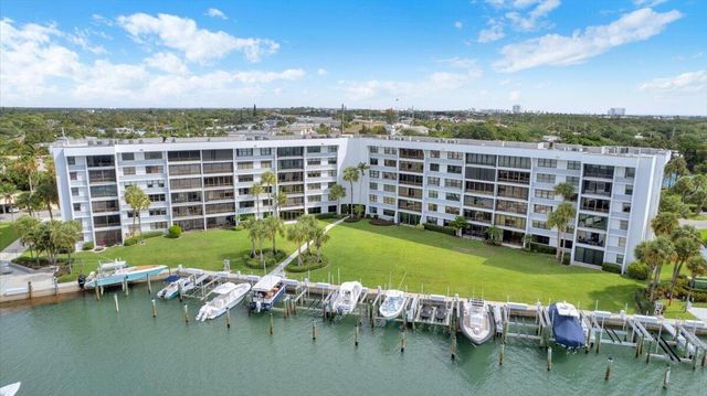 1648 Jupiter Cove Drive 210, Jupiter, FL 33469
