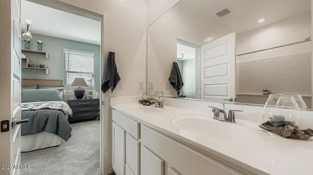 18678 W SILVERWOOD Drive, Goodyear, AZ 85338