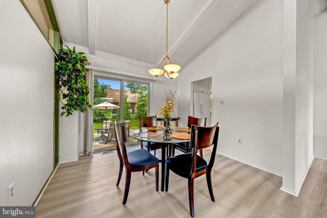 7802 WINCANTON CT, Falls Church, VA 22043