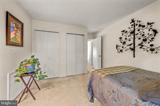 7802 WINCANTON CT, Falls Church, VA 22043