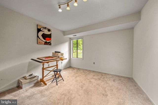 7802 WINCANTON CT, Falls Church, VA 22043