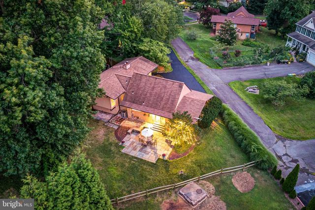 7802 WINCANTON CT, Falls Church, VA 22043