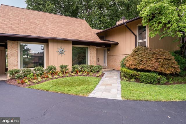 7802 WINCANTON CT, Falls Church, VA 22043