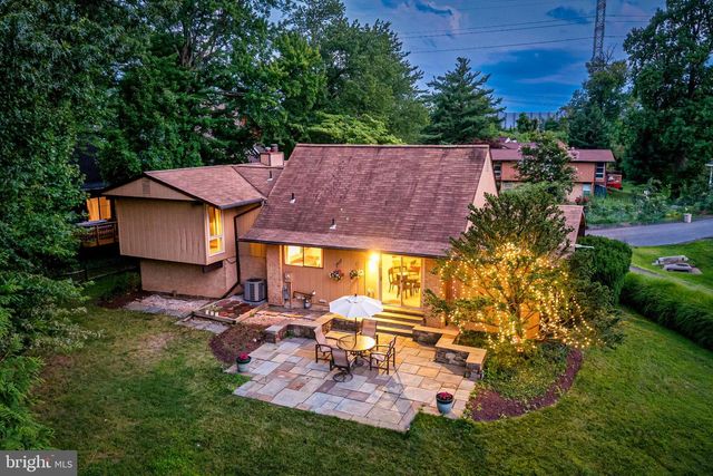 7802 WINCANTON CT, Falls Church, VA 22043