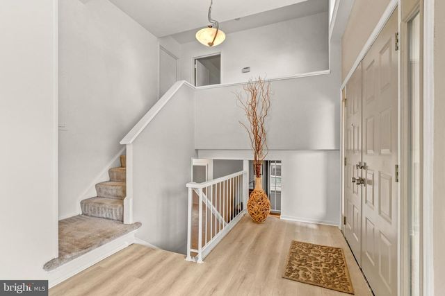 7802 WINCANTON CT, Falls Church, VA 22043