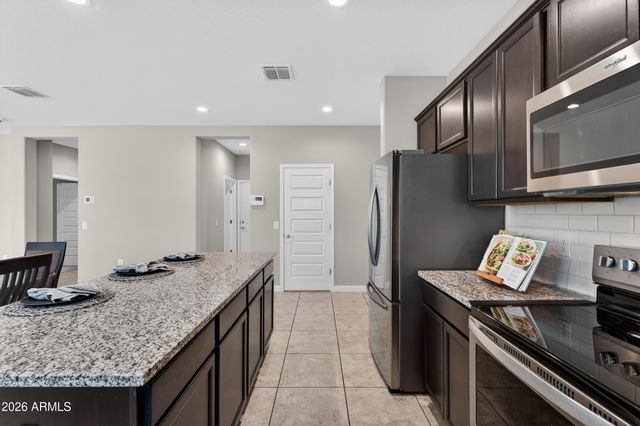 5237 W ALTA MESA Avenue, Laveen, AZ 85339