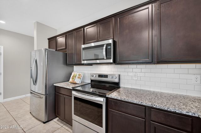 5237 W ALTA MESA Avenue, Laveen, AZ 85339