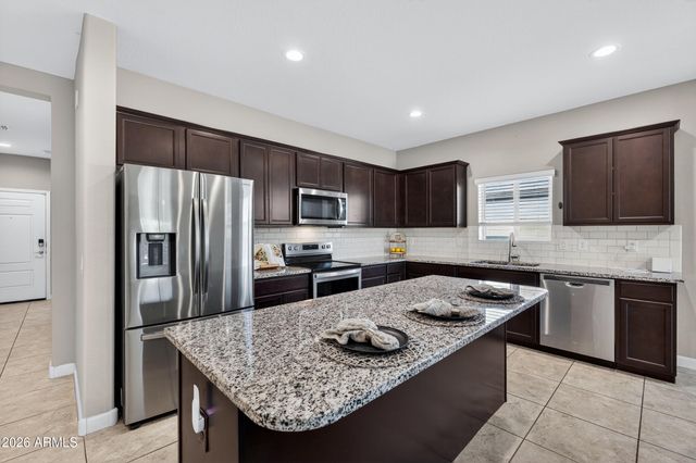 5237 W ALTA MESA Avenue, Laveen, AZ 85339