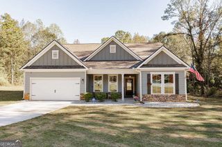 339 Sam Groves Street, Danielsville, GA 30633