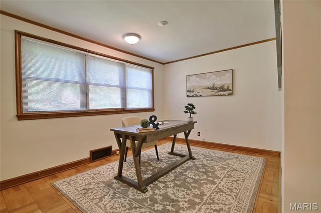 48 Webster Woods Drive, Webster Groves, MO 63119