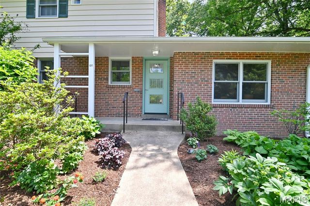 48 Webster Woods Drive, Webster Groves, MO 63119