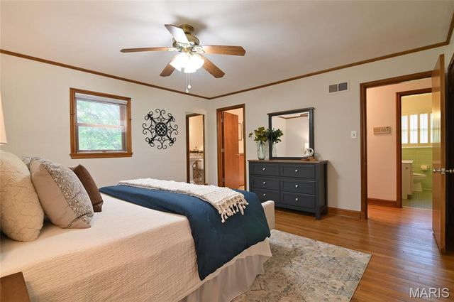 48 Webster Woods Drive, Webster Groves, MO 63119