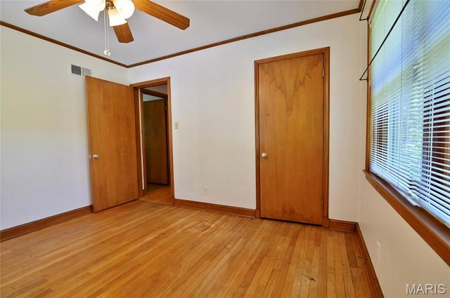 48 Webster Woods Drive, Webster Groves, MO 63119