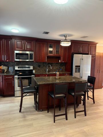 20843 Sedgewick Drive, Boca Raton, FL 33433