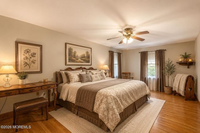 5 Mccaffery Road, Manalapan, NJ 07726