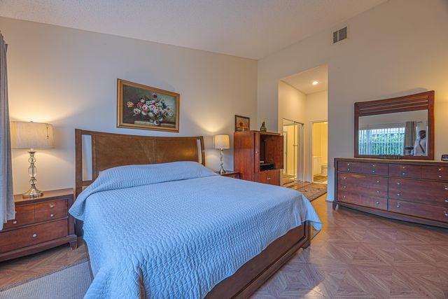 2727 Quaking Leaf Lane, Boynton Beach, FL 33436