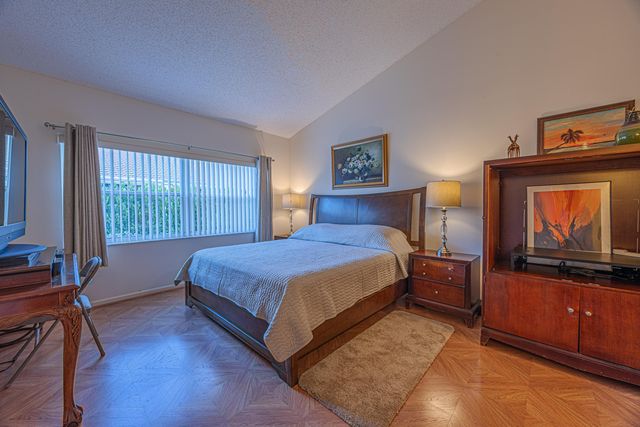 2727 Quaking Leaf Lane, Boynton Beach, FL 33436