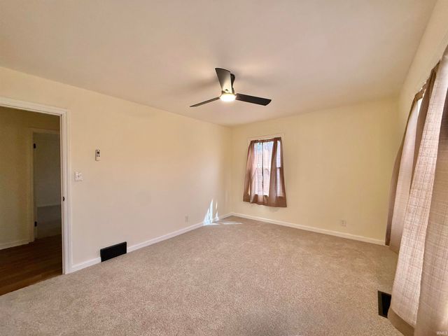 1923 N Weinbach Avenue, Evansville, IN 47711