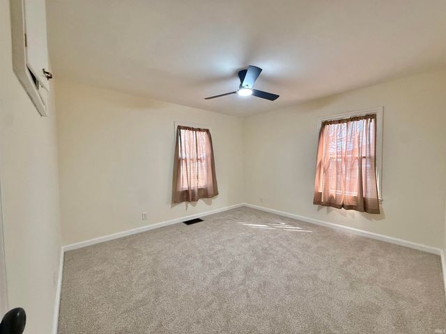 1923 N Weinbach Avenue, Evansville, IN 47711