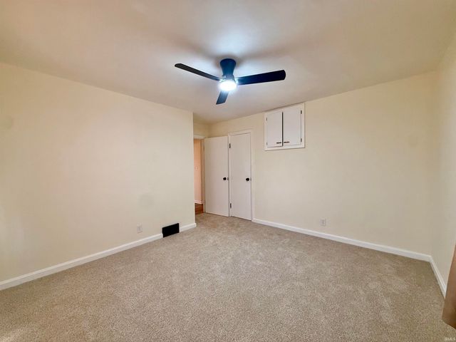 1923 N Weinbach Avenue, Evansville, IN 47711