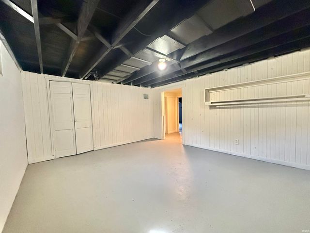 1923 N Weinbach Avenue, Evansville, IN 47711