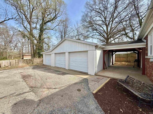 1923 N Weinbach Avenue, Evansville, IN 47711