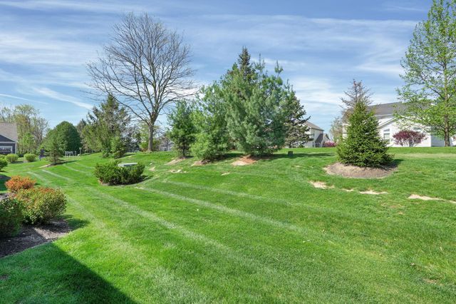 7678 Gateway Boulevard, Powell, OH 43065
